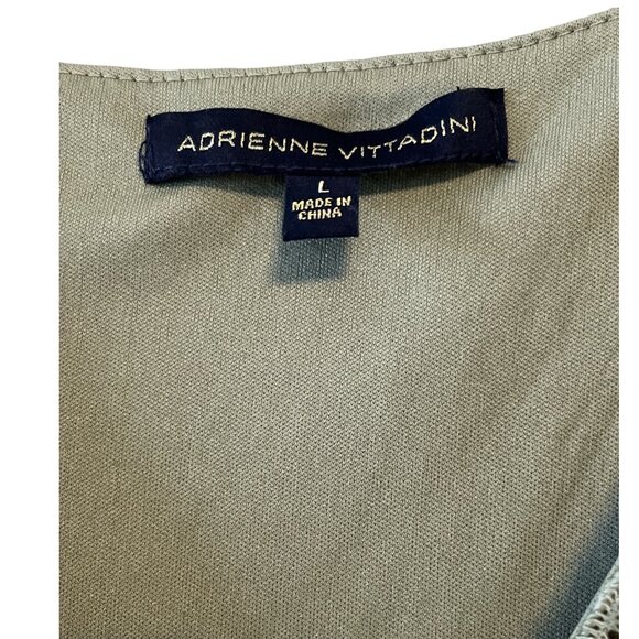 Adrienne Vittadini Women’s Size L Green Textured V-Neck Blouse, Elastic Hem - Picture 2 of 5